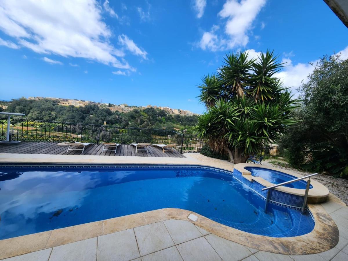 Gozo Island Escape Sleeps 4 With Private Bathroom Ghajn il-Kbira  外观 照片