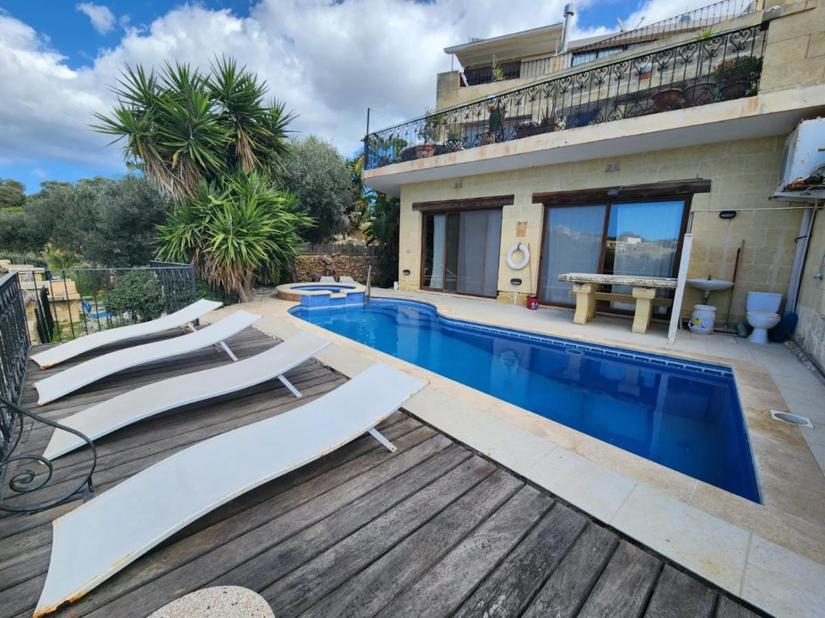 Gozo Island Escape Sleeps 4 With Private Bathroom Ghajn il-Kbira  外观 照片